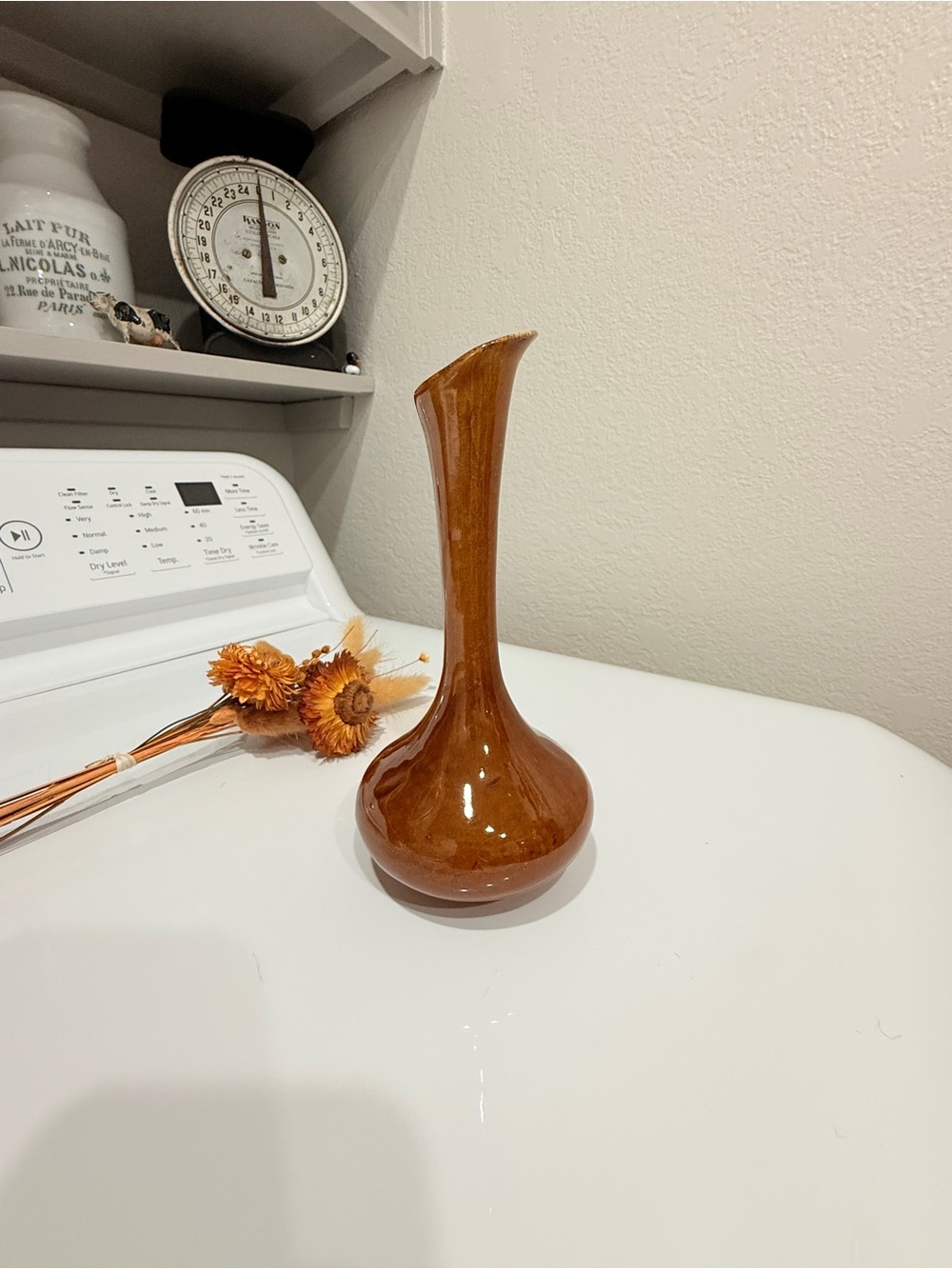 Van Briggle Pottery • 1960s Bud Vase - Picture 7 of 15
